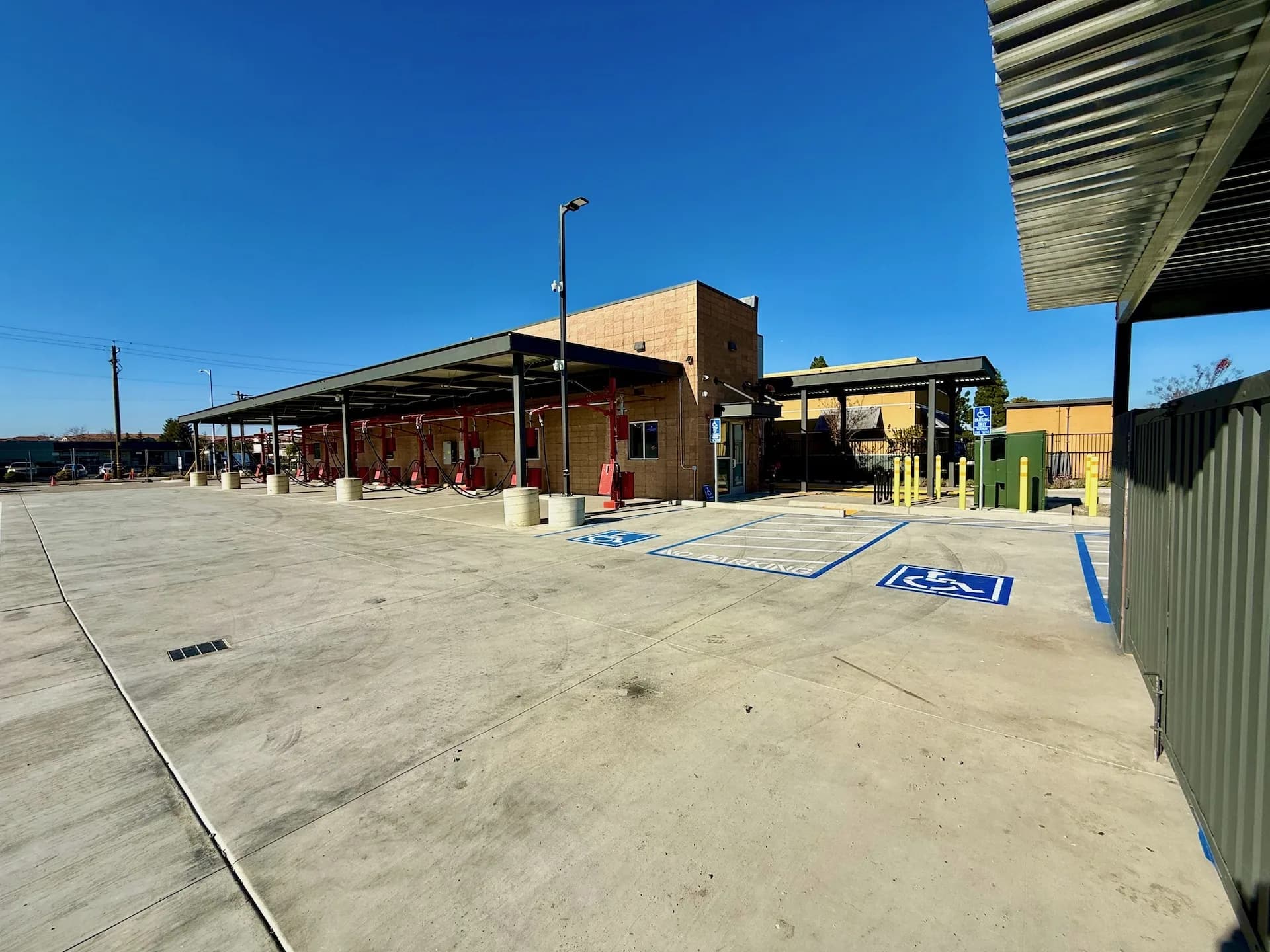 The Milpitas Car Wash express tunnel